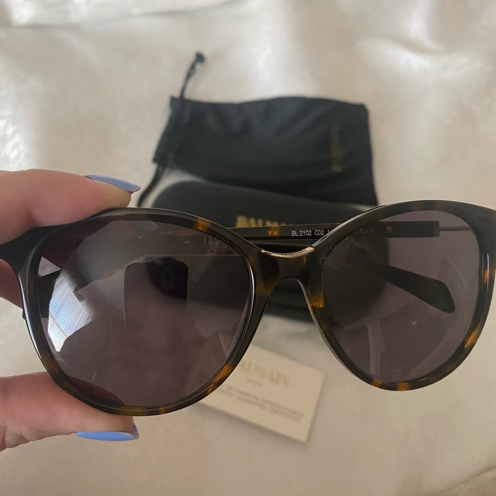 Black/Tortoise/Gold Cat Eye BALMAIN Paris BL2102 sunglasses